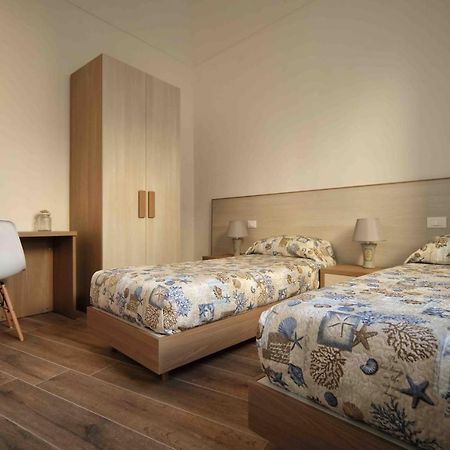 Madrice 66 Central Rooms Favignana Exterior foto