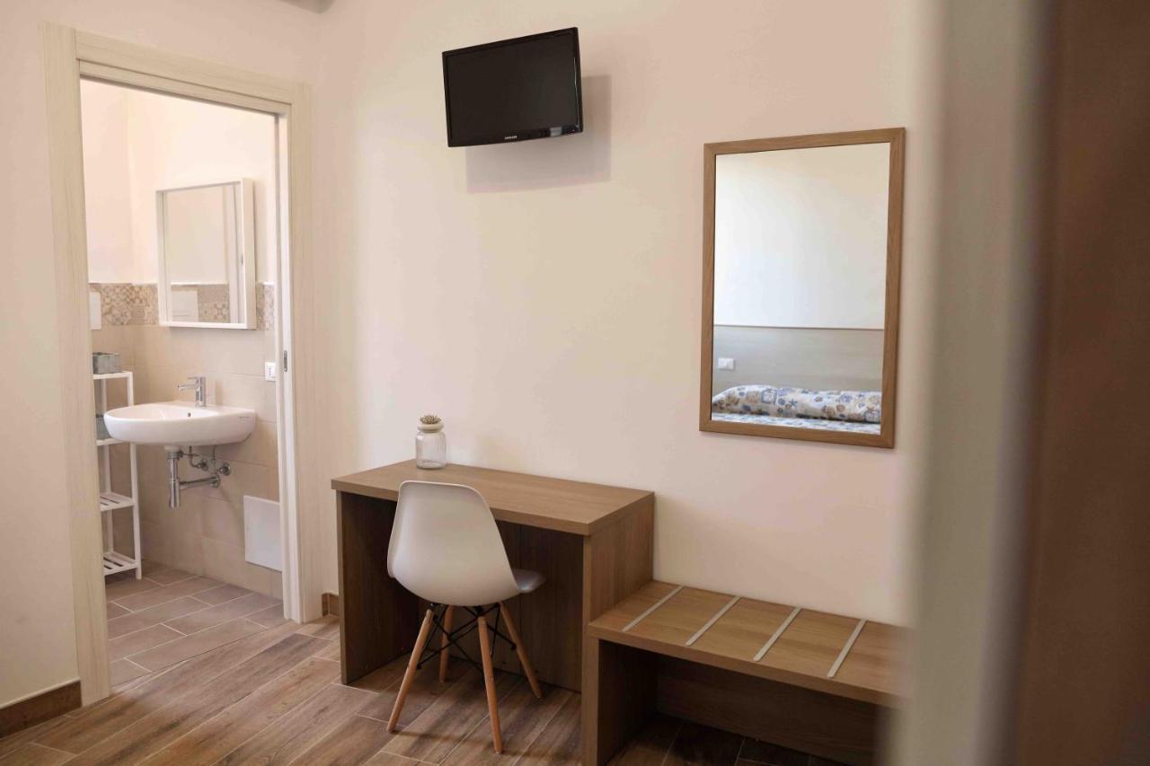 Madrice 66 Central Rooms Favignana Exterior foto